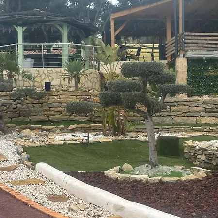 Willy Coccon D'amour Lejlighed